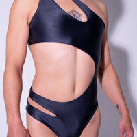 Body “UNDER MY SPELL”